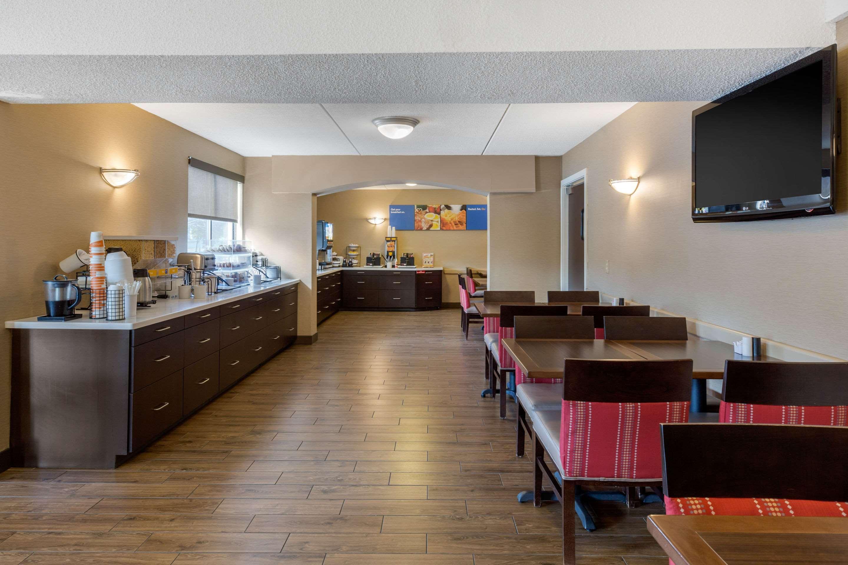 Comfort Inn Boston Exterior photo